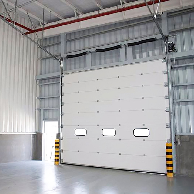 Puerta seccional industrial